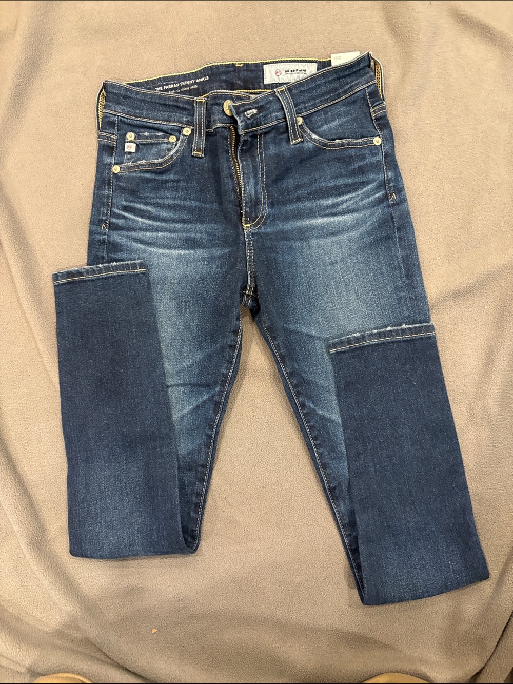 Women’s Dark Blue Skinny Fit Jeans
